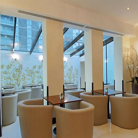 Park Grand Mayfair London Luaran gambar The interior of the hotel